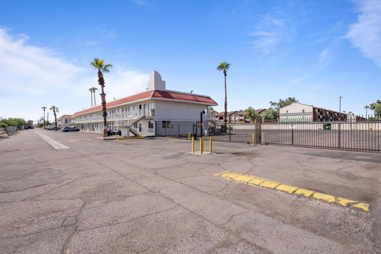 Super 8 By Wyndham Phoenix West Exterior foto
